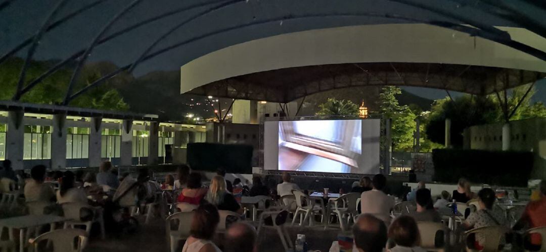 Vuelve el cine de verano al auditorio de La Alameda.