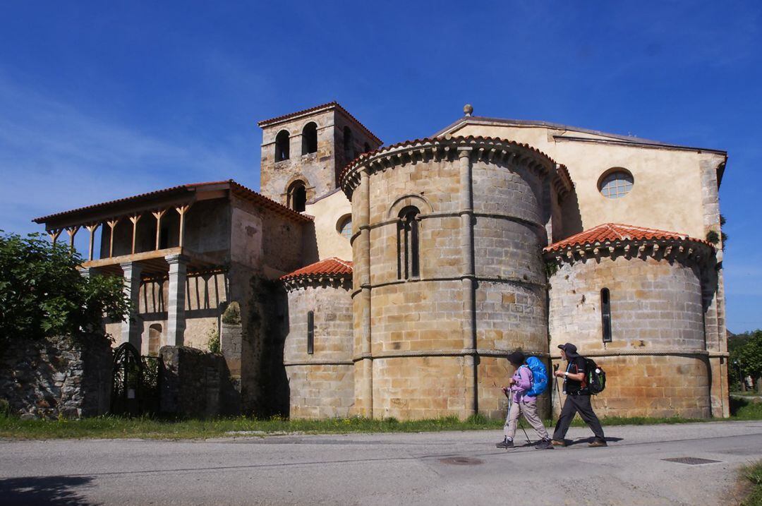 El Monasterio de Cornellana es parada obligada en el Camino Primitivo