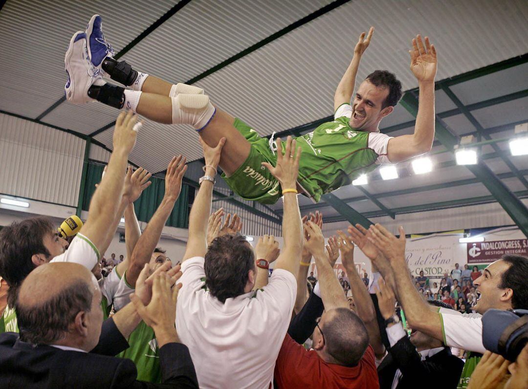 Cosme, una leyenda en el voleibol. 