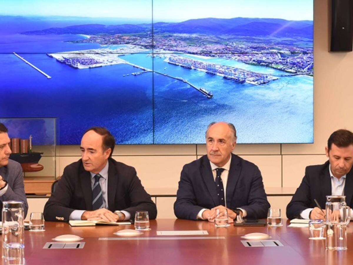 Algeciras, Puerto, Junta y tejido empresarial impulsarán acciones para el empleo