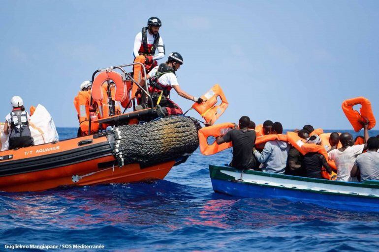 Rescate de migrantes en el Mediterráneo por parte del &#039;Aquarius&#039;