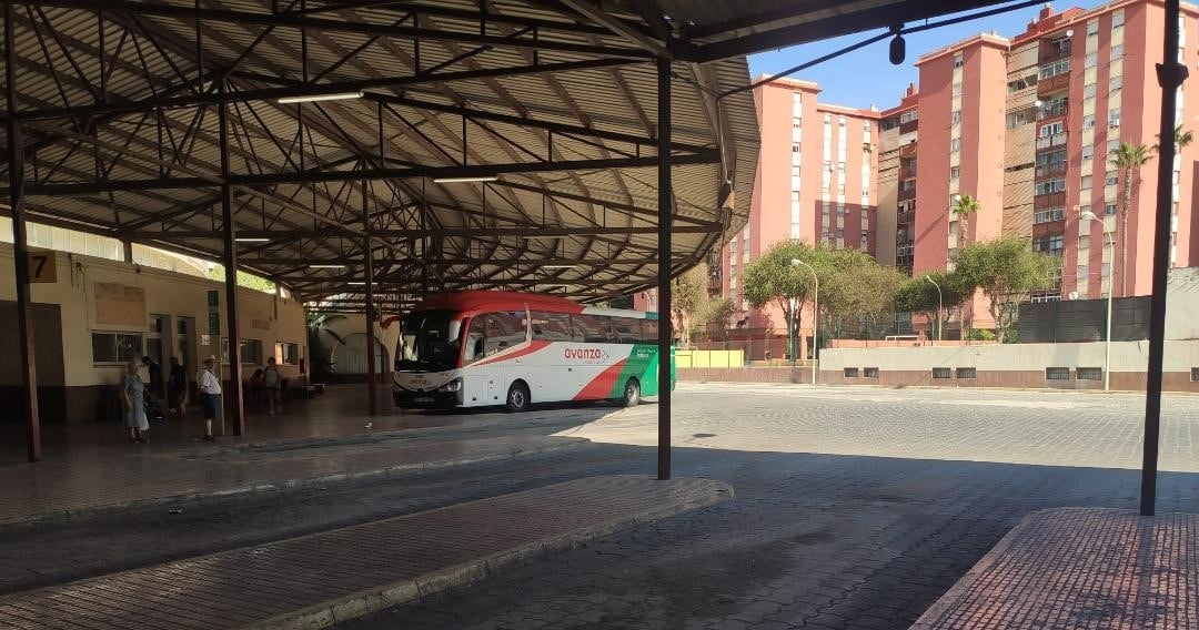 Exteriores de la estación de autobuses