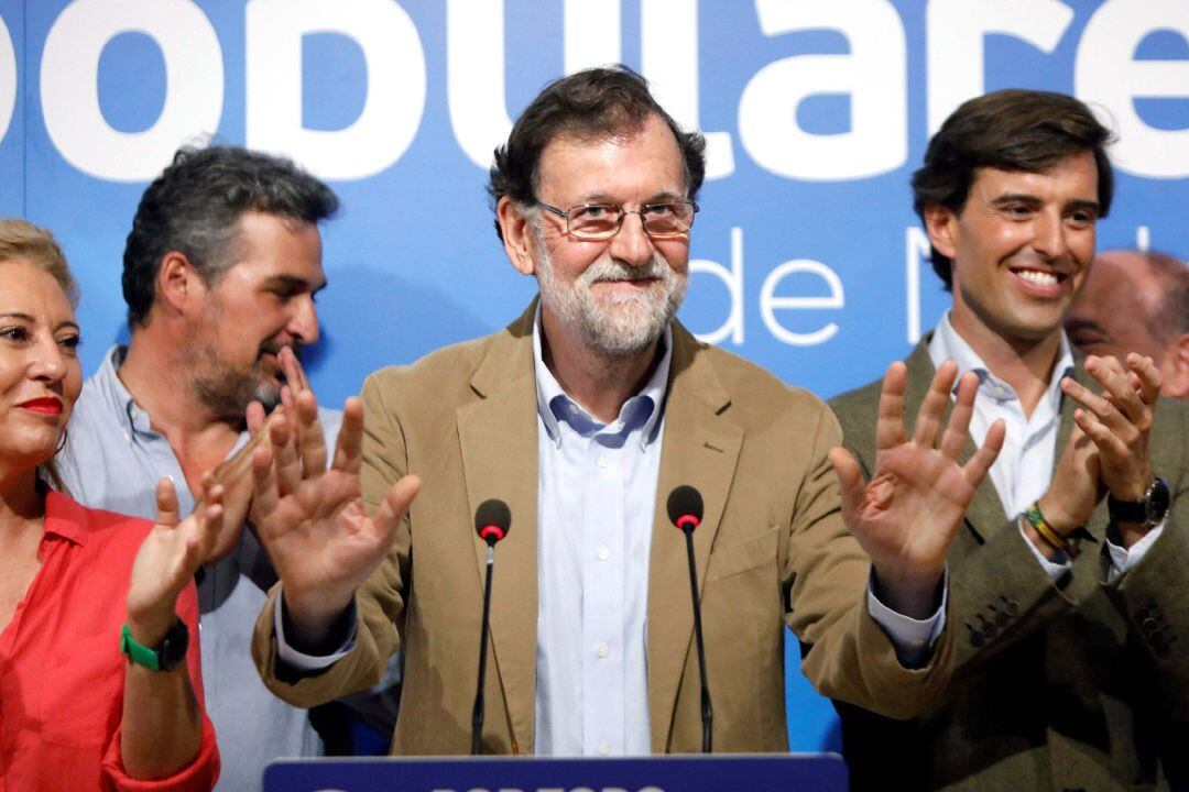 El expresidente del Gobierno Mariano Rajoy durante su intervención en un acto electoral que ha tenido lugar este sábado en Antequera. 