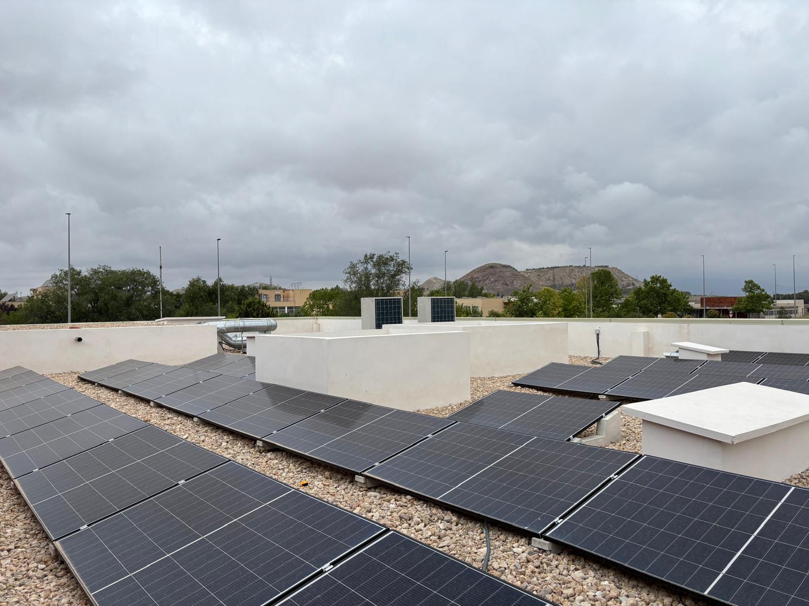 Placas solares en el parque