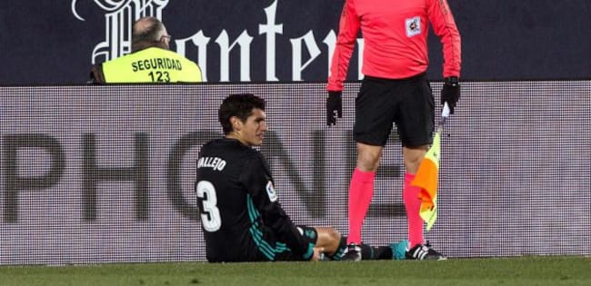 Vallejo, instantes después de sentir el pinchazo en la pierna derecha