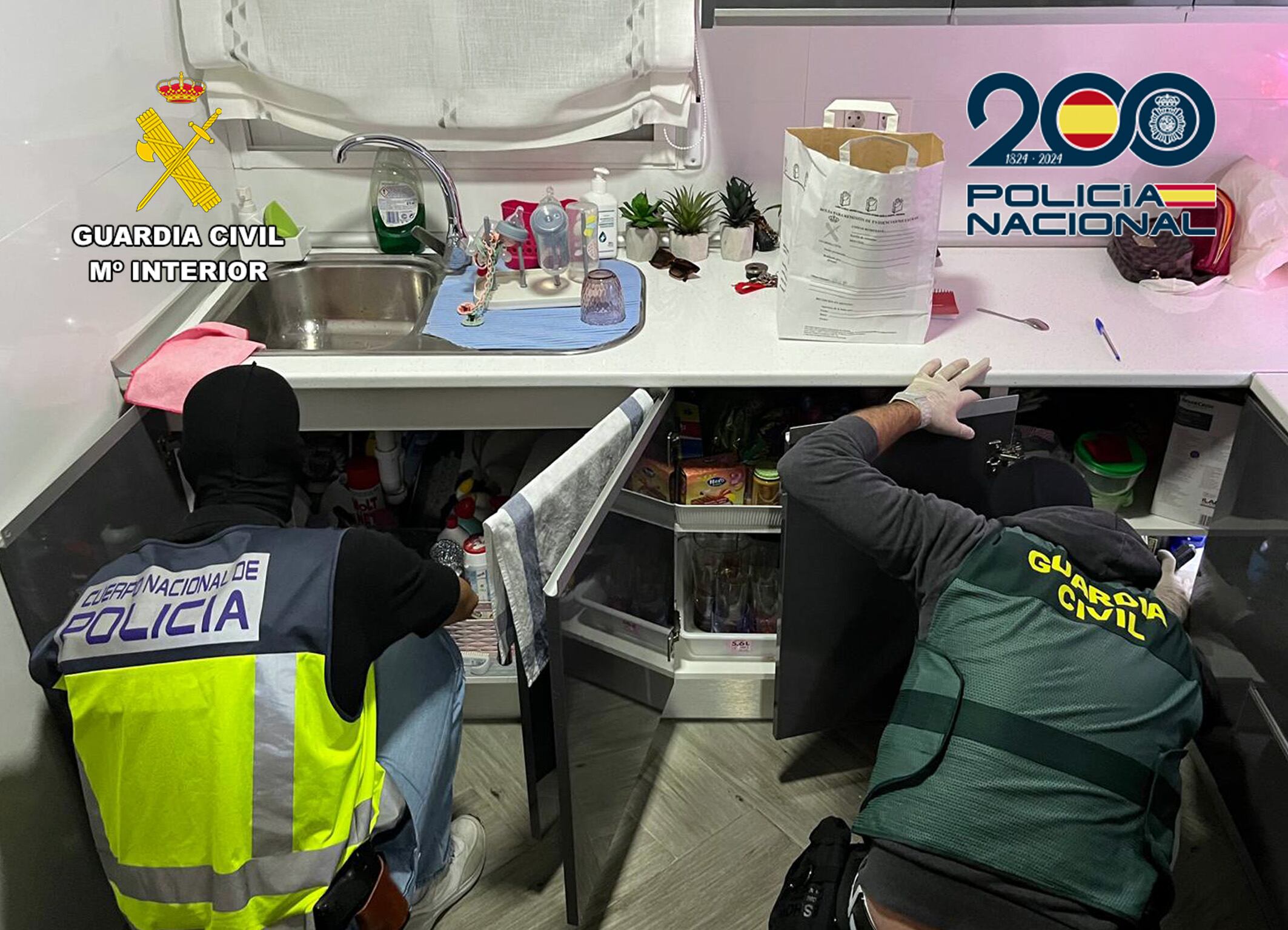 Macro operación policial contra la banda de 'El Karateca'