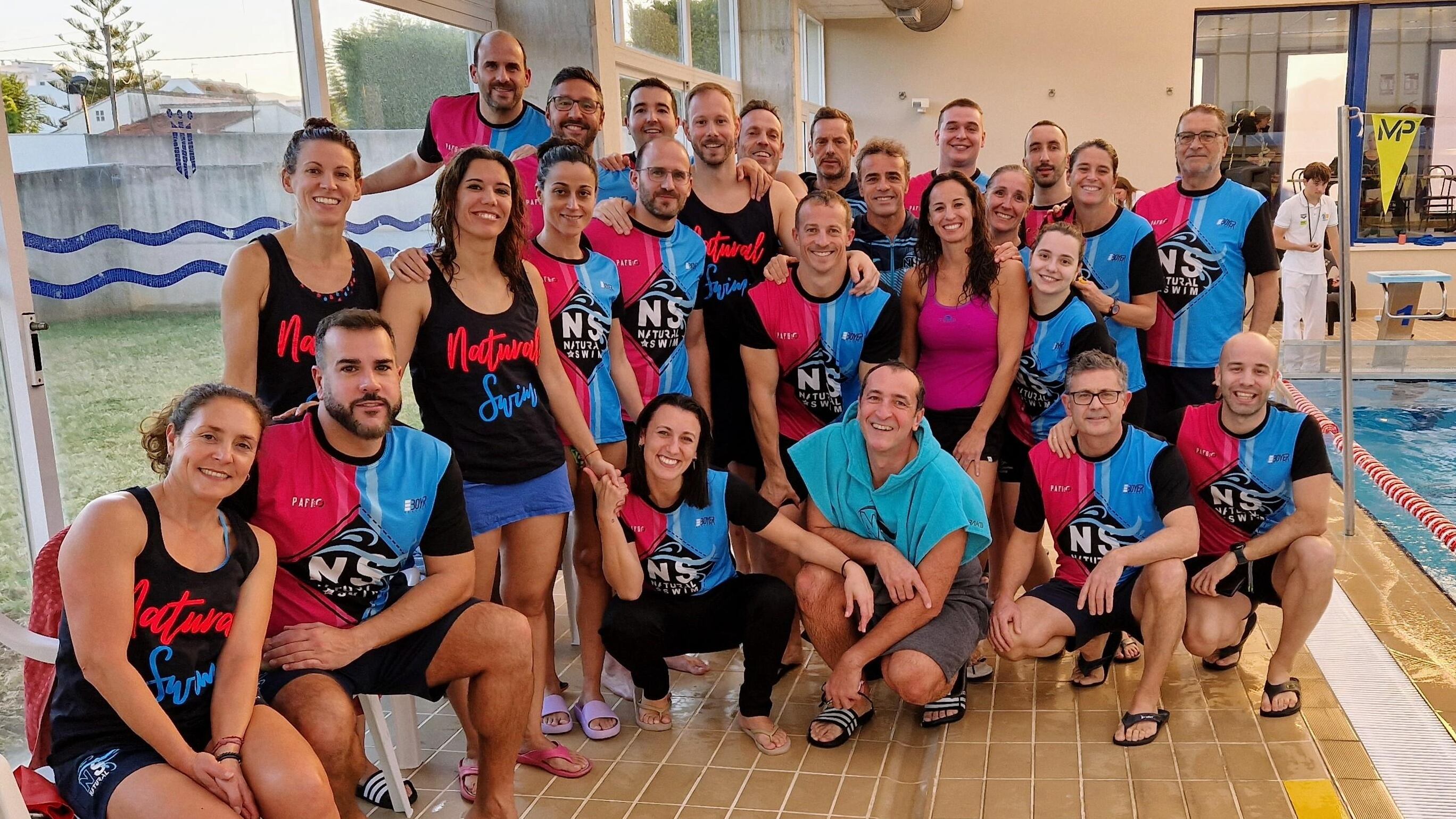 Los nadadores del C. N. Naturalswin Petrer en Ondara