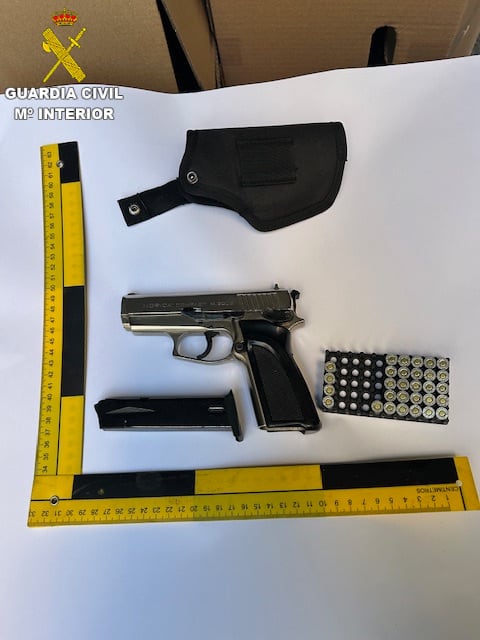 Arma Operación FRAUS