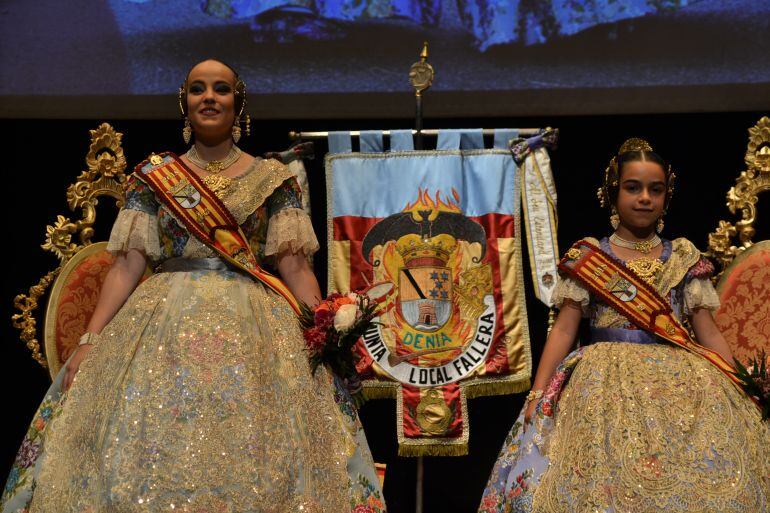 Las Falleras Mayores de Dénia 2017-2018, Melani Ivars y Carla Vinaroz.