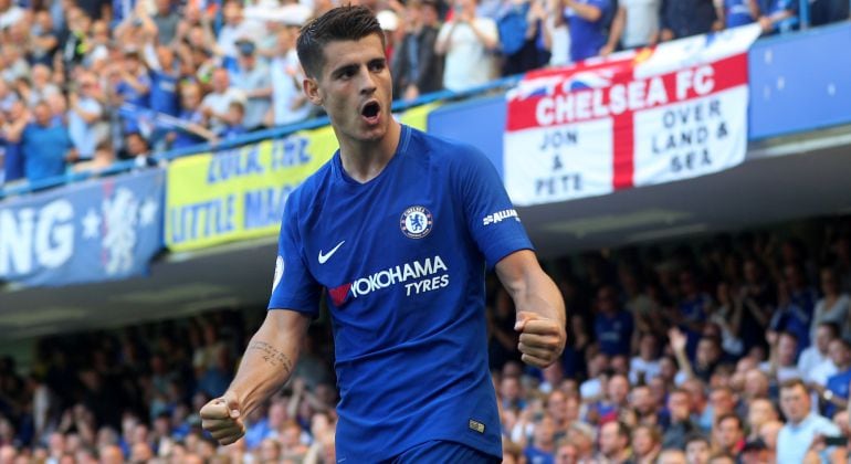 Álvaro Morata celebra un gol en Stamford Bridge