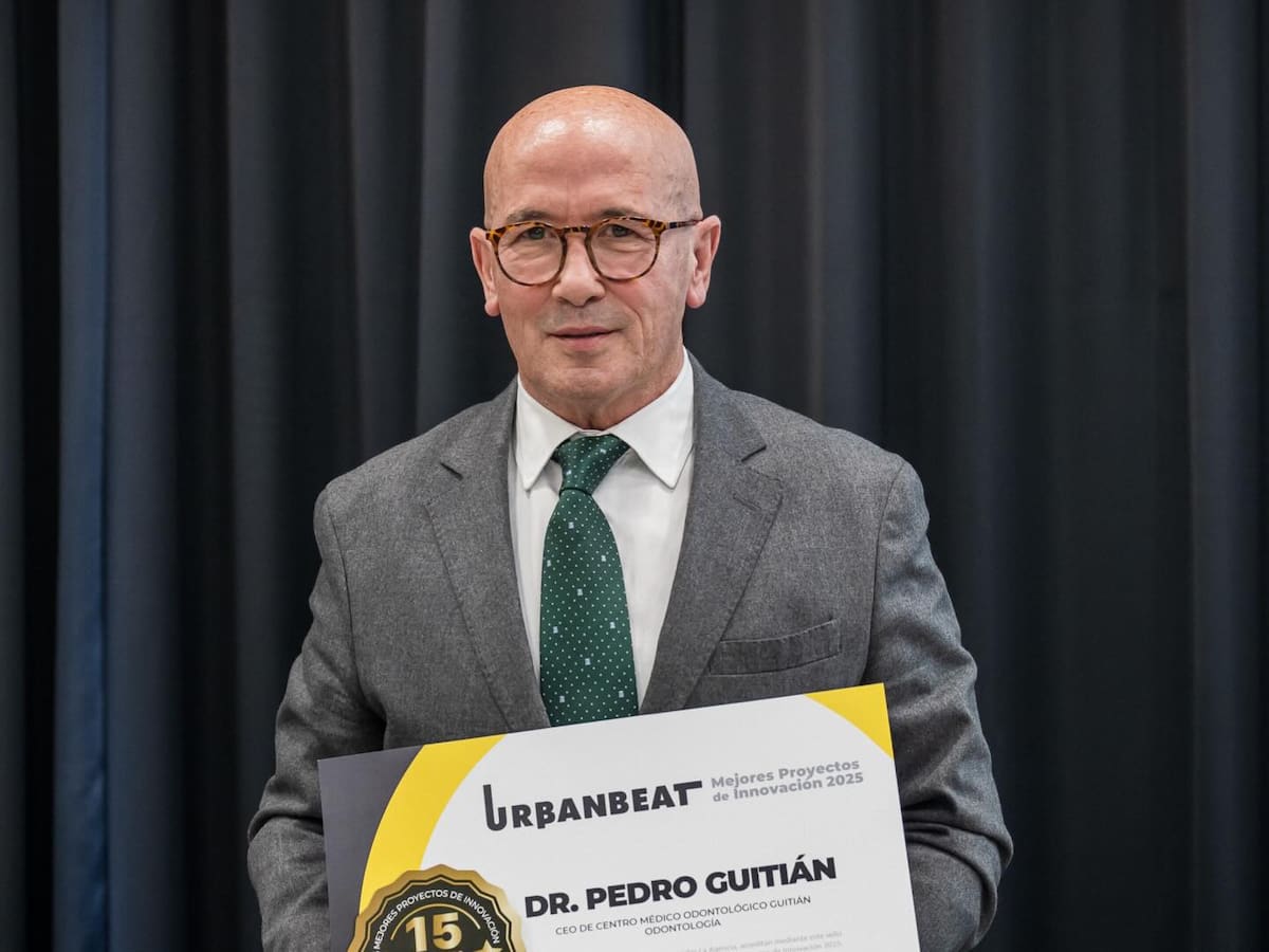 Pedro Guitián: "Este galardón es fruto del trabajo de mi equipo y la confianza de mis pacientes"