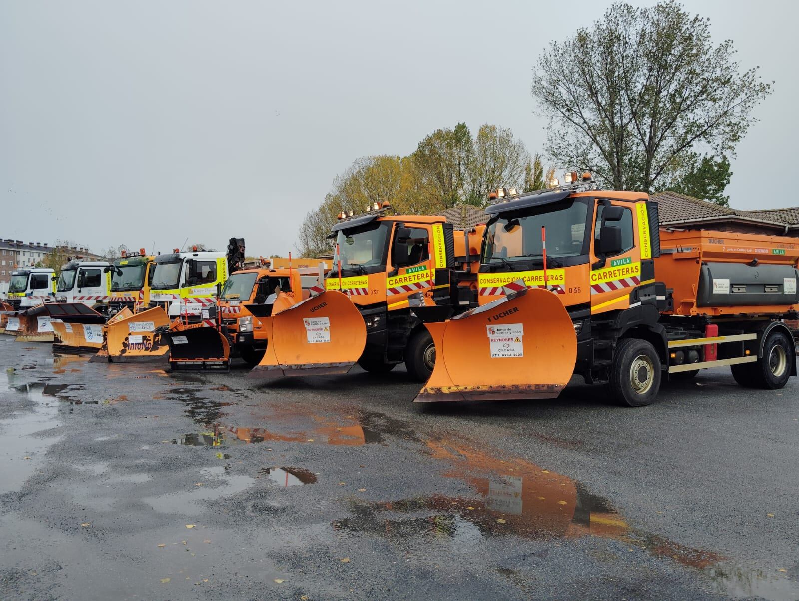 Maquinaria de la Junta de Castilla y Léon y de la Diputación de Ávila