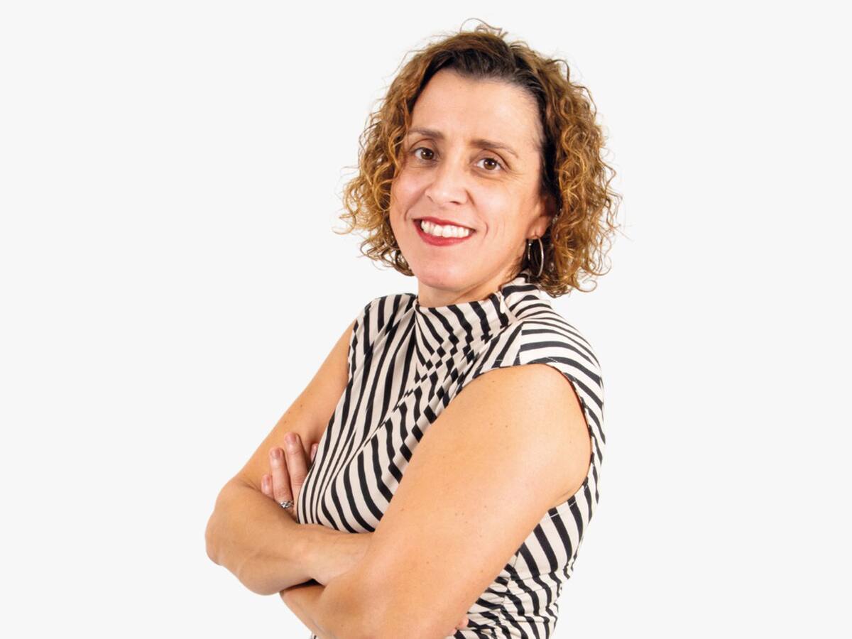 Sandra Capsir, directora de marqueting d'Edicions Bromera: "La zona d'Alcoi i comarca és un gran i brillant bressol d'autors"