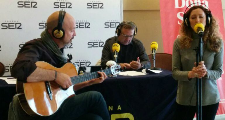 Actuación de Gisela Renes y Nacho Mañó