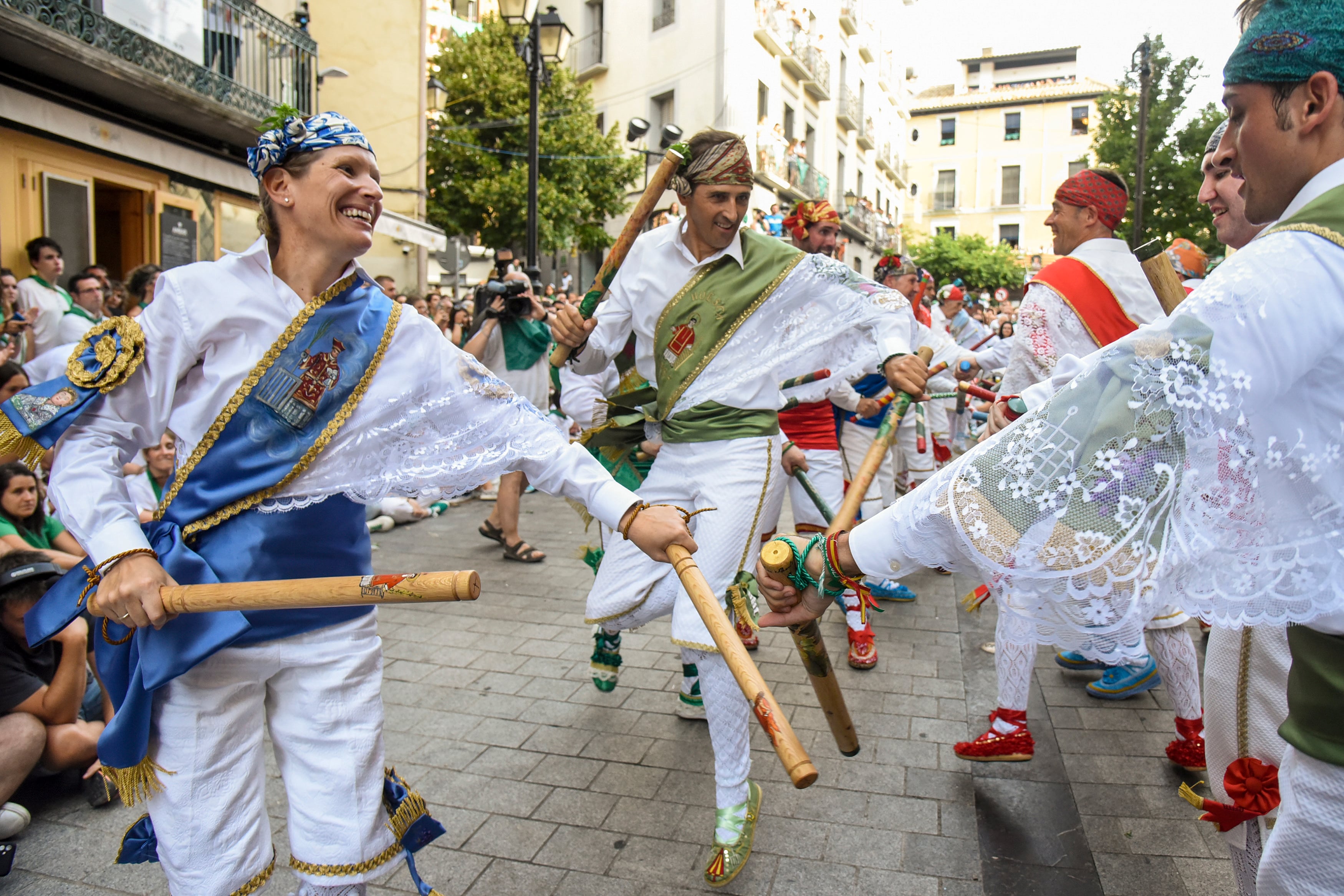 Actuación de los Danzantes en la mañana del 10 de agosto