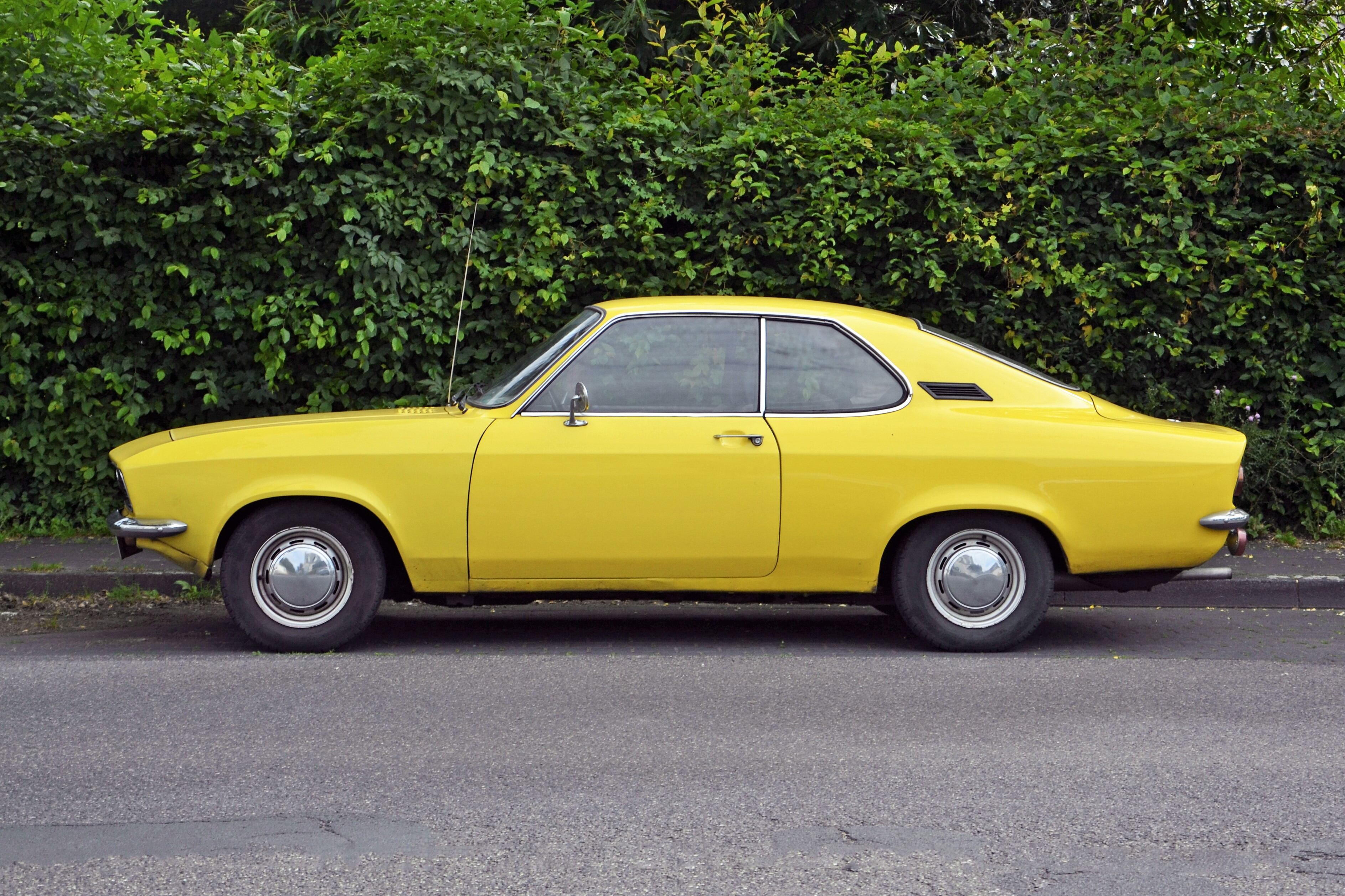 Imagen de archivo de un coche antiguo