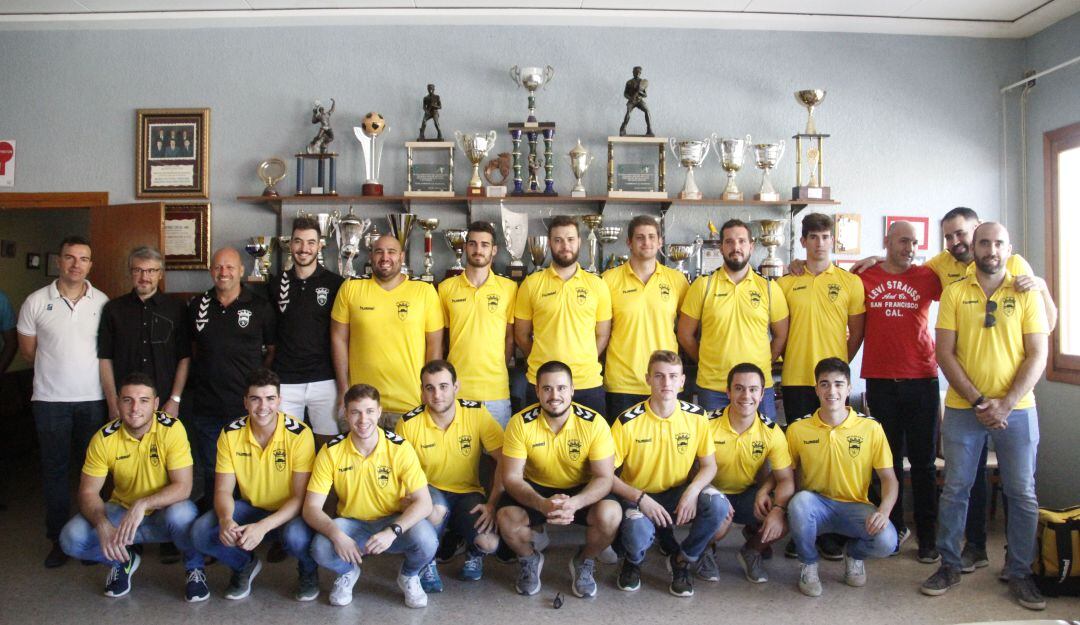 Primera plantilla del Bm. Elda - C.E.E. para la Temp. 18-19