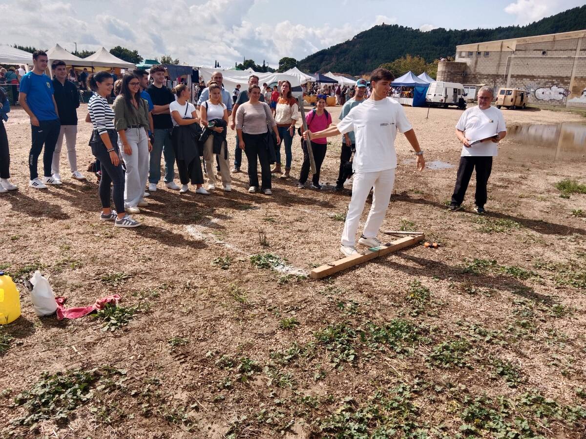 Juegos tradicionales aragoneses en Ayerbe