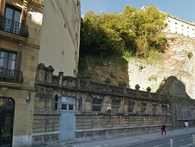 Antigua Casa de Baños, donde se construirá un nuevo edificio de viviendas