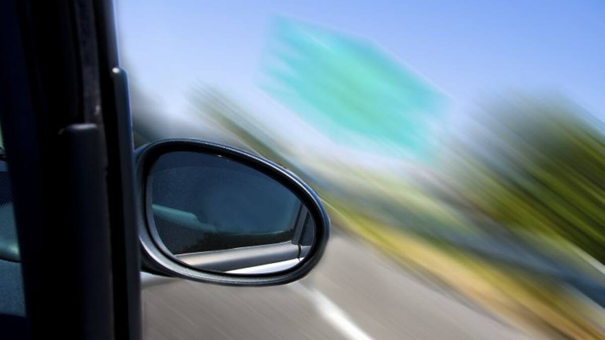 Detenido tras fanfarronear en internet con poner su coche a 240 km/h