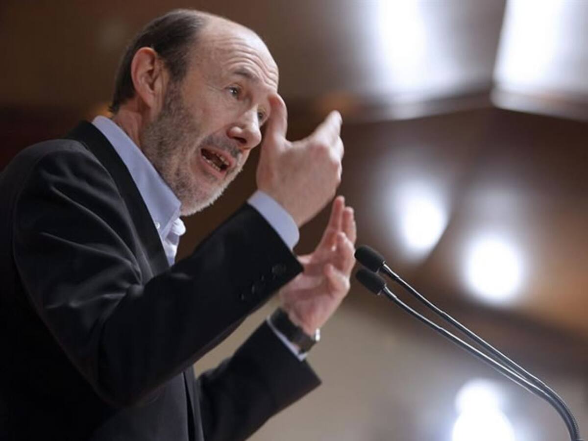 Rubalcaba se reúne este lunes con los sindicatos para analizar la reforma laboral