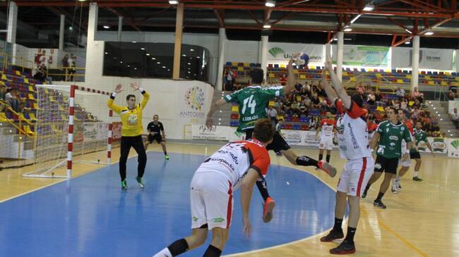 Victoria importante del CB Nava en Antequera