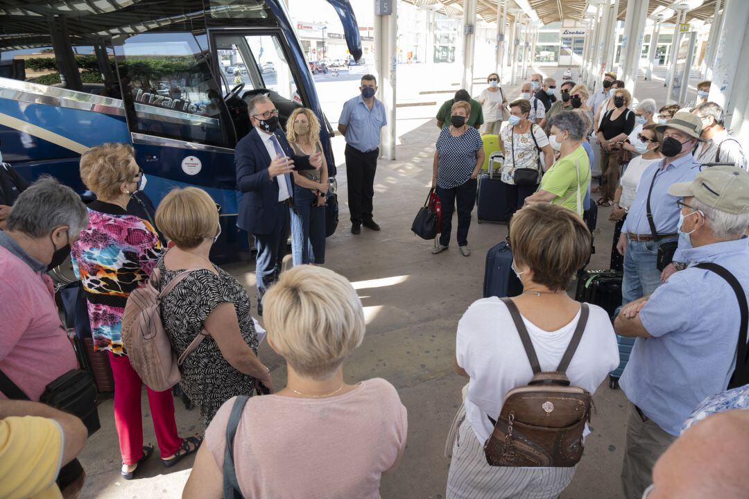 Castellón Sénior se estructura en tres programas vacacionales: ‘Vacaciones en la Costa de Castellón’, ‘Rutas de Patrimonio Histórico, Cultural y Natural’ y ‘Estancias en Balnearios’
 