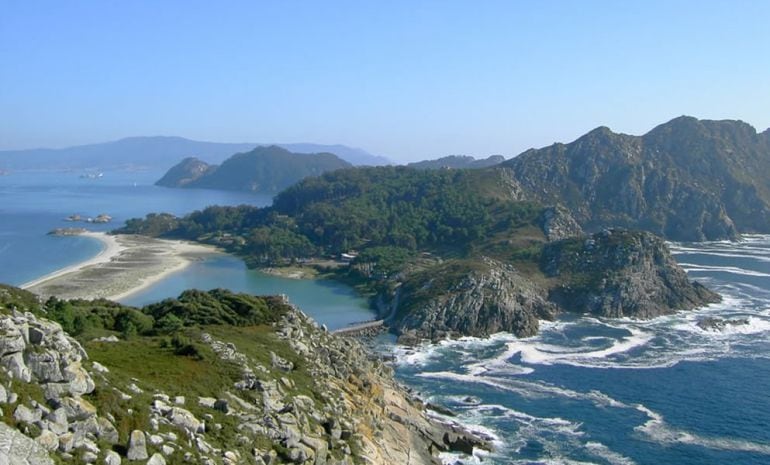 Vista panorámica de las Islas Cíes, pertenecientes al Parque Nacional das Illas Atlánticas.