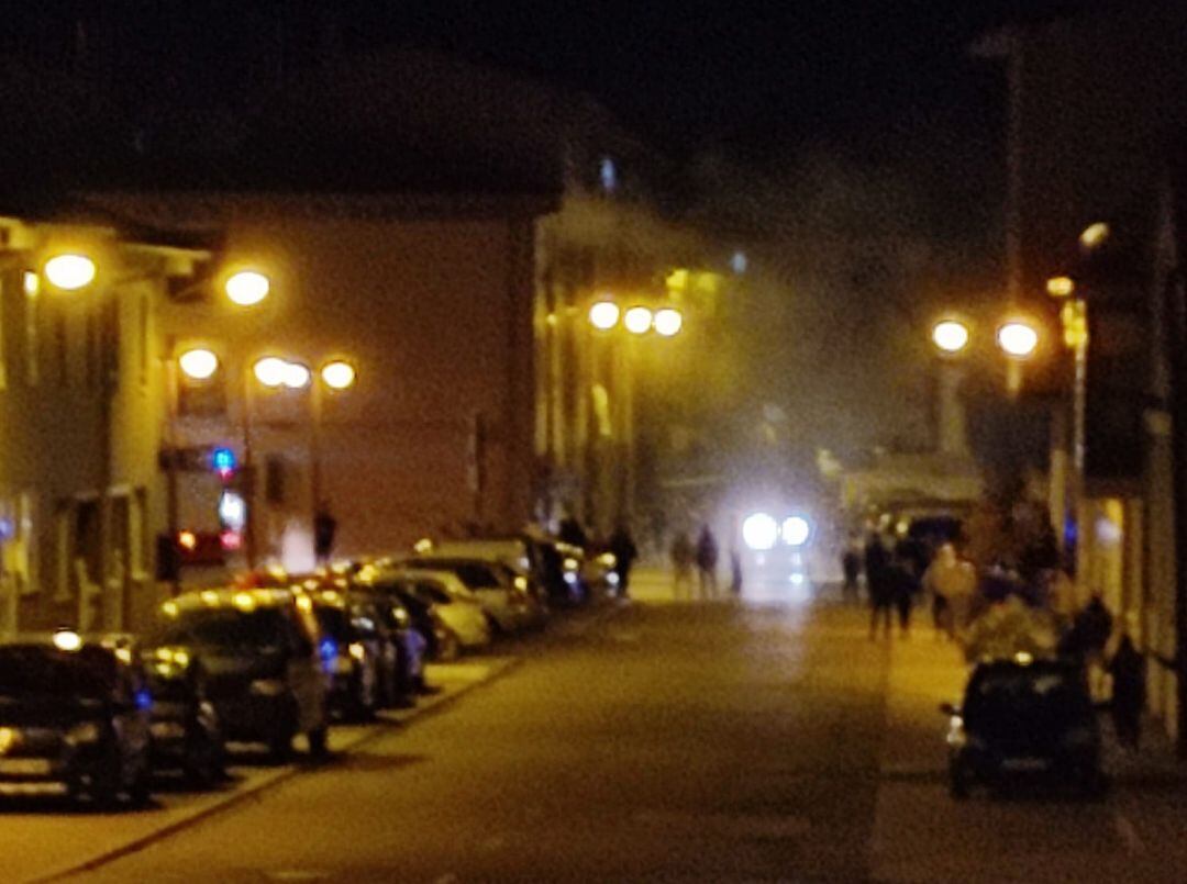 El incendio llamó la curiosidad de muchos vecinos