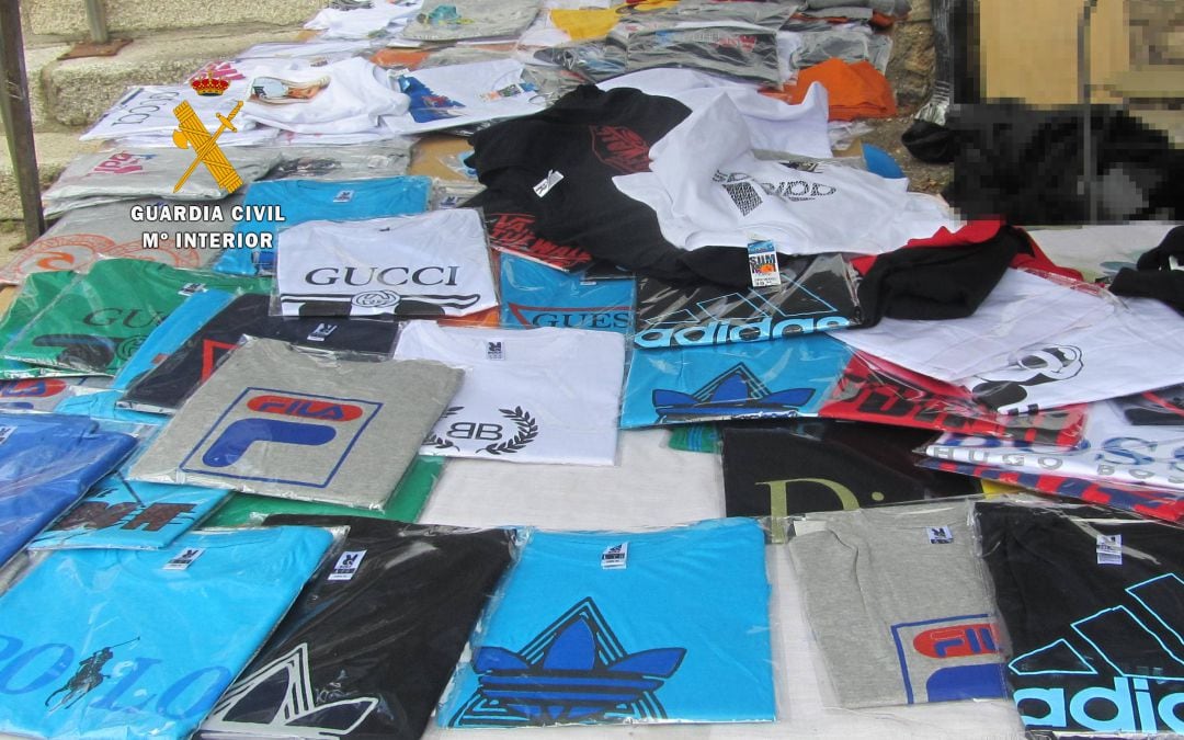 Parte de las prendas intervenidas