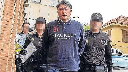 Nobile Capuani llegando al juzgado de Elda tras su detención en 2017