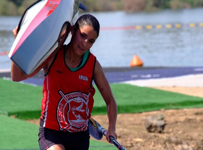 Olatz Zabala en plena acción en una de sus competiciones en la especialidad de maratón.