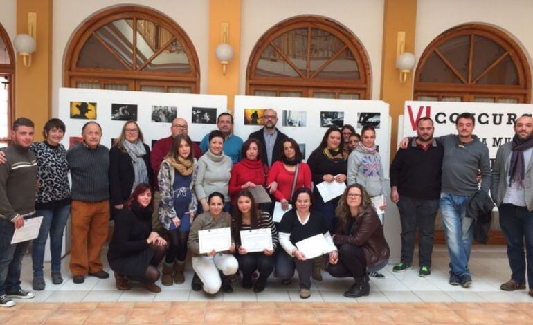 Fotografía de entrega de diplomas de uno de los programas de inserción social de esta Fundación