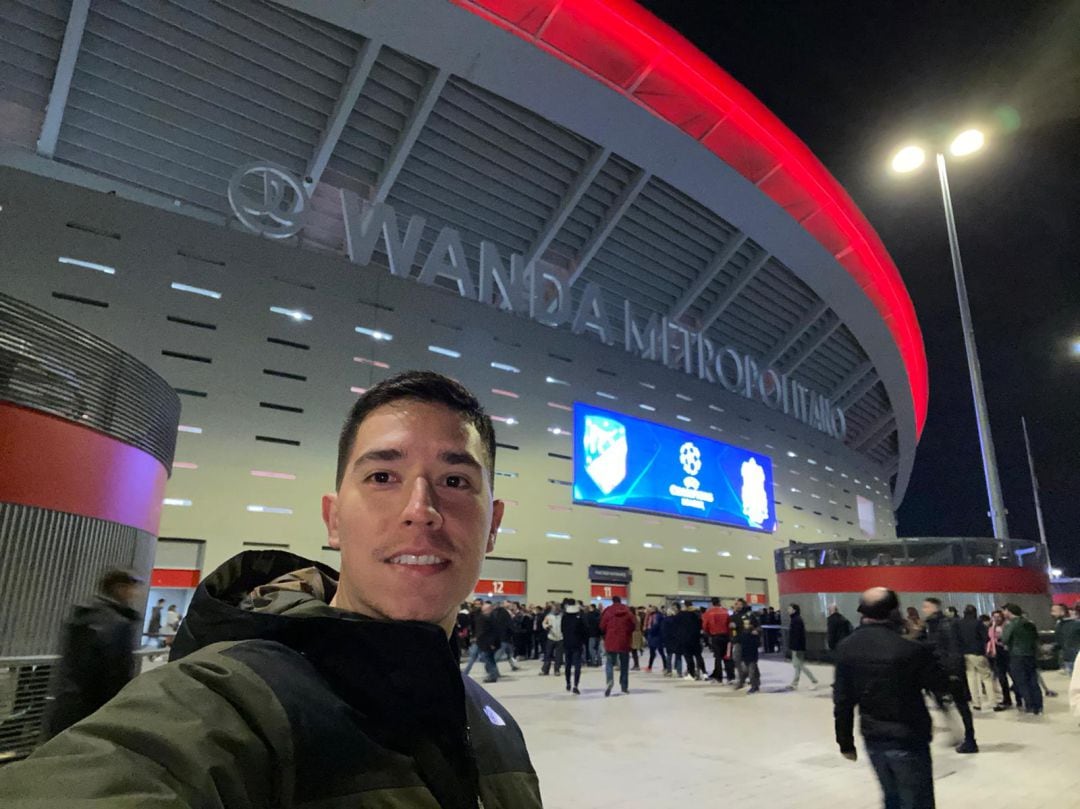 Selfie de André ante el Wanda Metropolitano