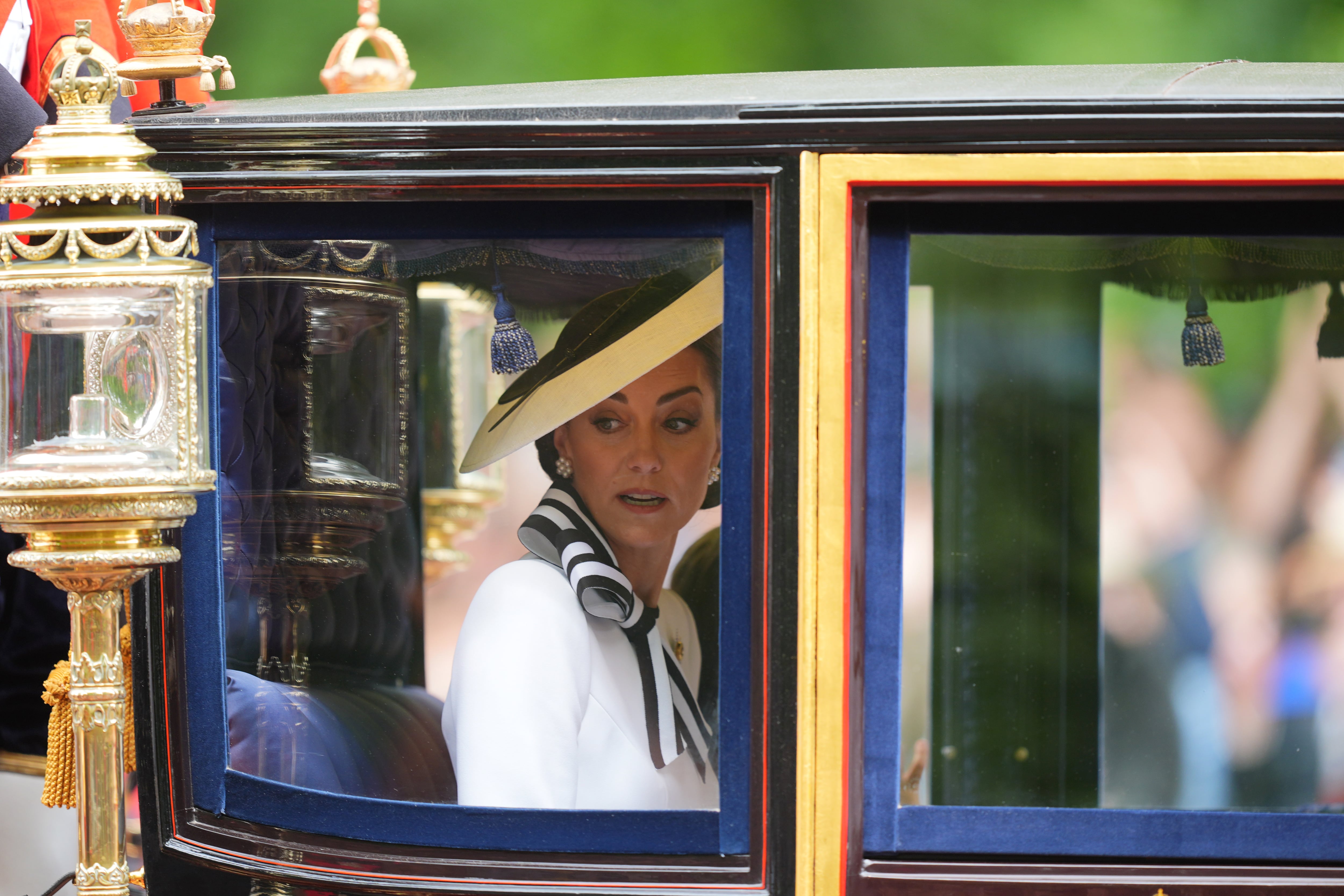 Kate Middleton en Buckingham Palace.