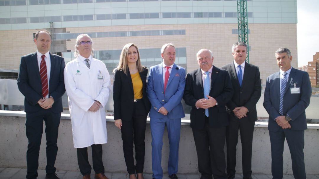 Vista del consejero de Salud, Jesús Aguirre a la provincia de Almería.