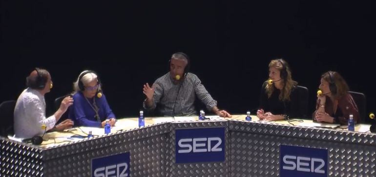 Imagen de Carles Francino en directo desde Castellón