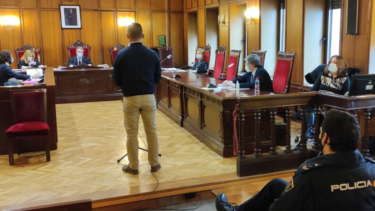 Un joven acusado de haber abusado de una niña de 12 años asegura que no mantuvieron relaciones sexuales