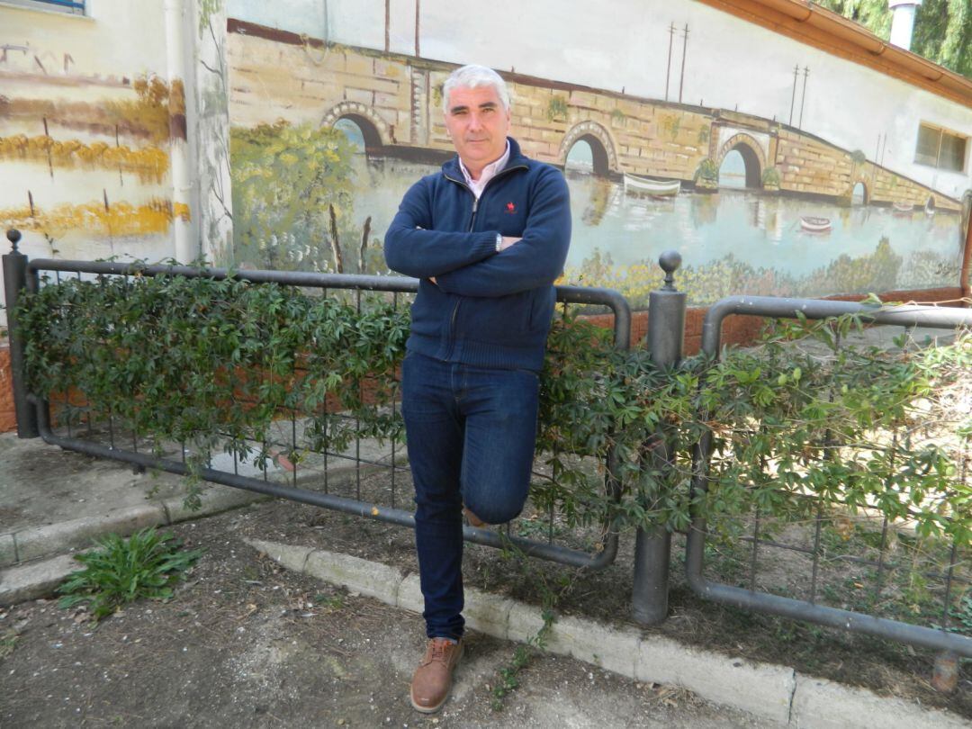 El docente, Fran Cid, posa en una fotografía de archivo