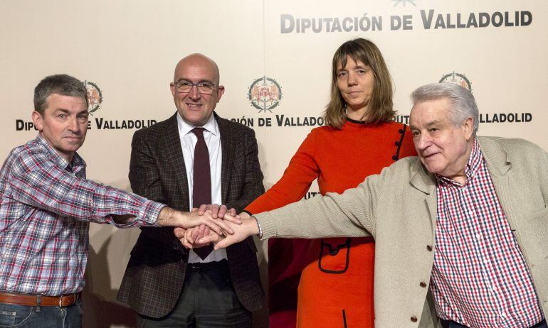 Firma de la creación del Consejo Provincial del Diálogo Social