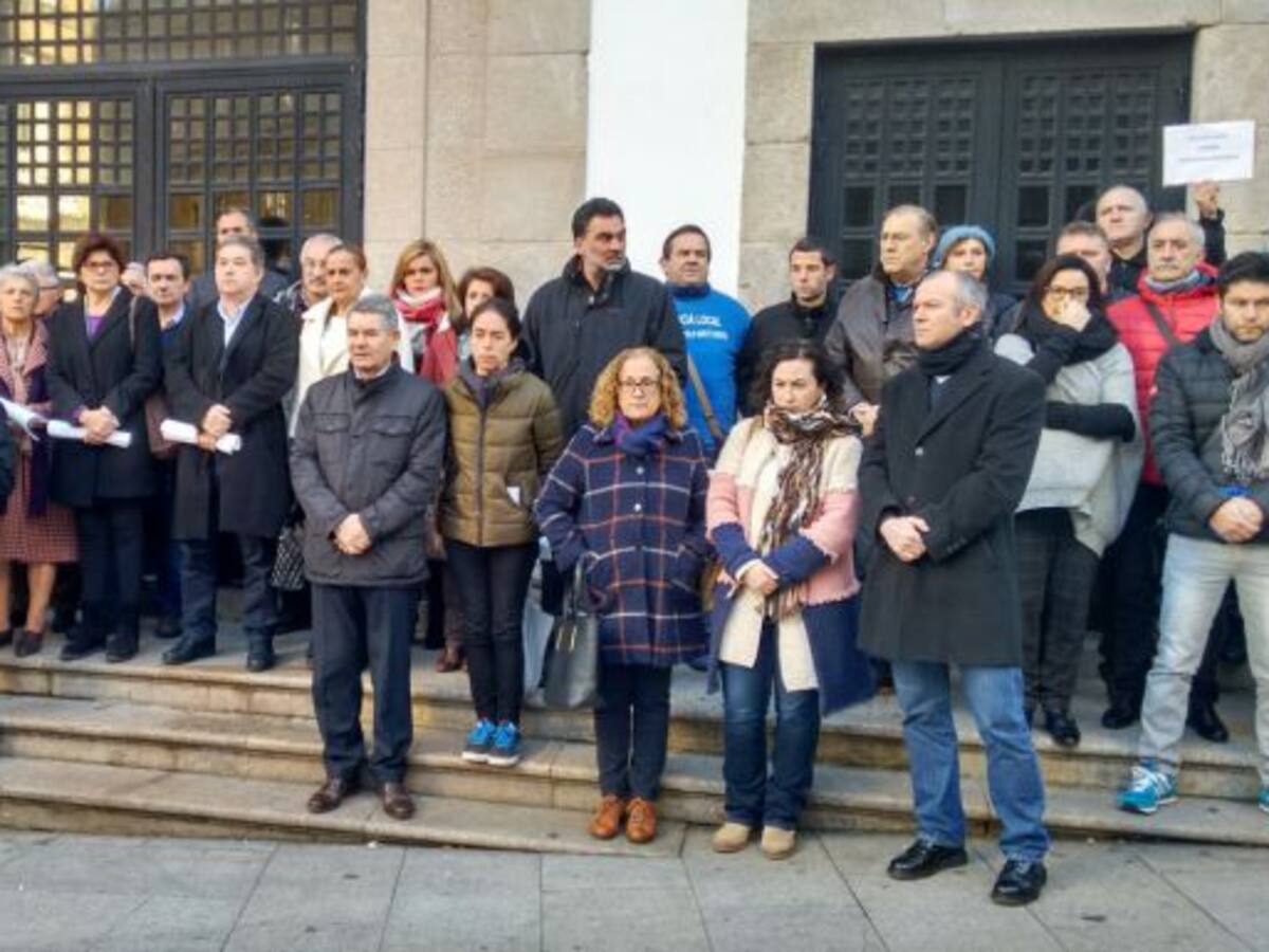 Lores lleva su presupuesto municipal a un pleno extra