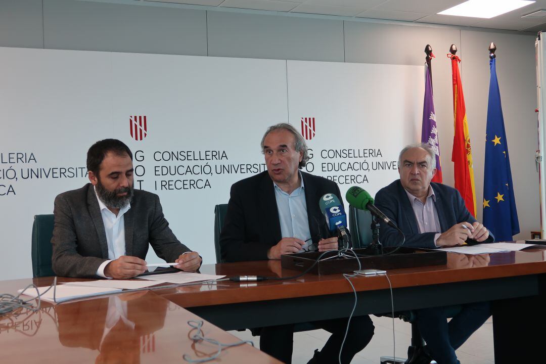 Educació modifica l'ensenyament per a persones adultes que vulguin treure's l'ESO.