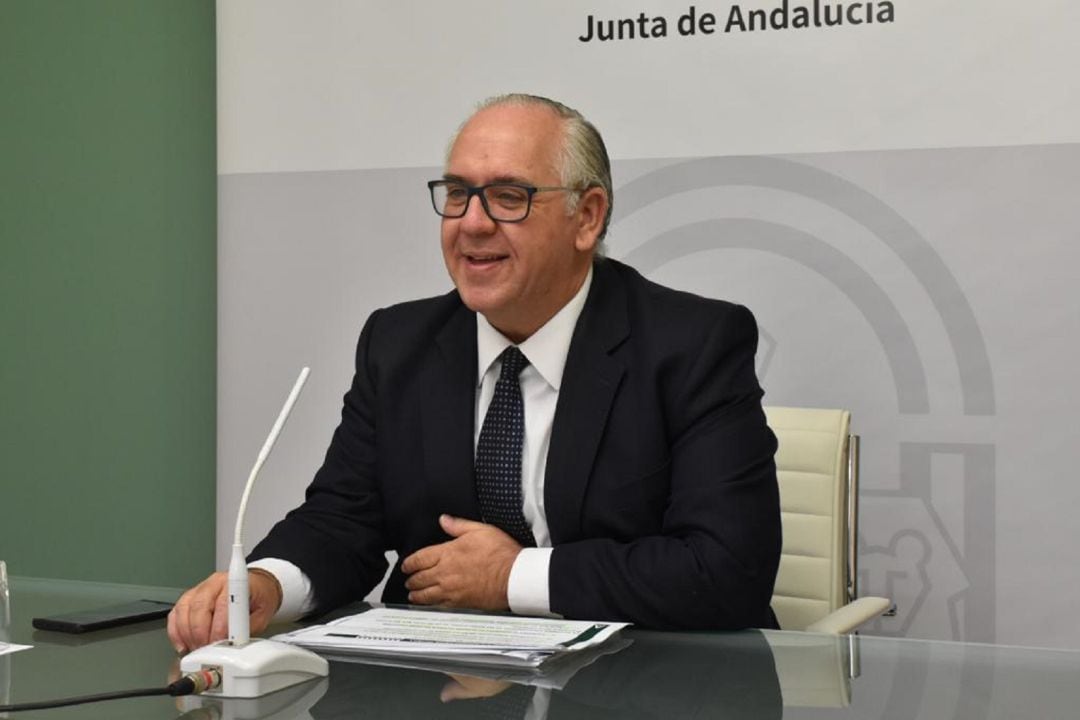 Los movimientos se refieren al delegado provincial de la Junta de Andalucía en Jaén, Jesús Estrella