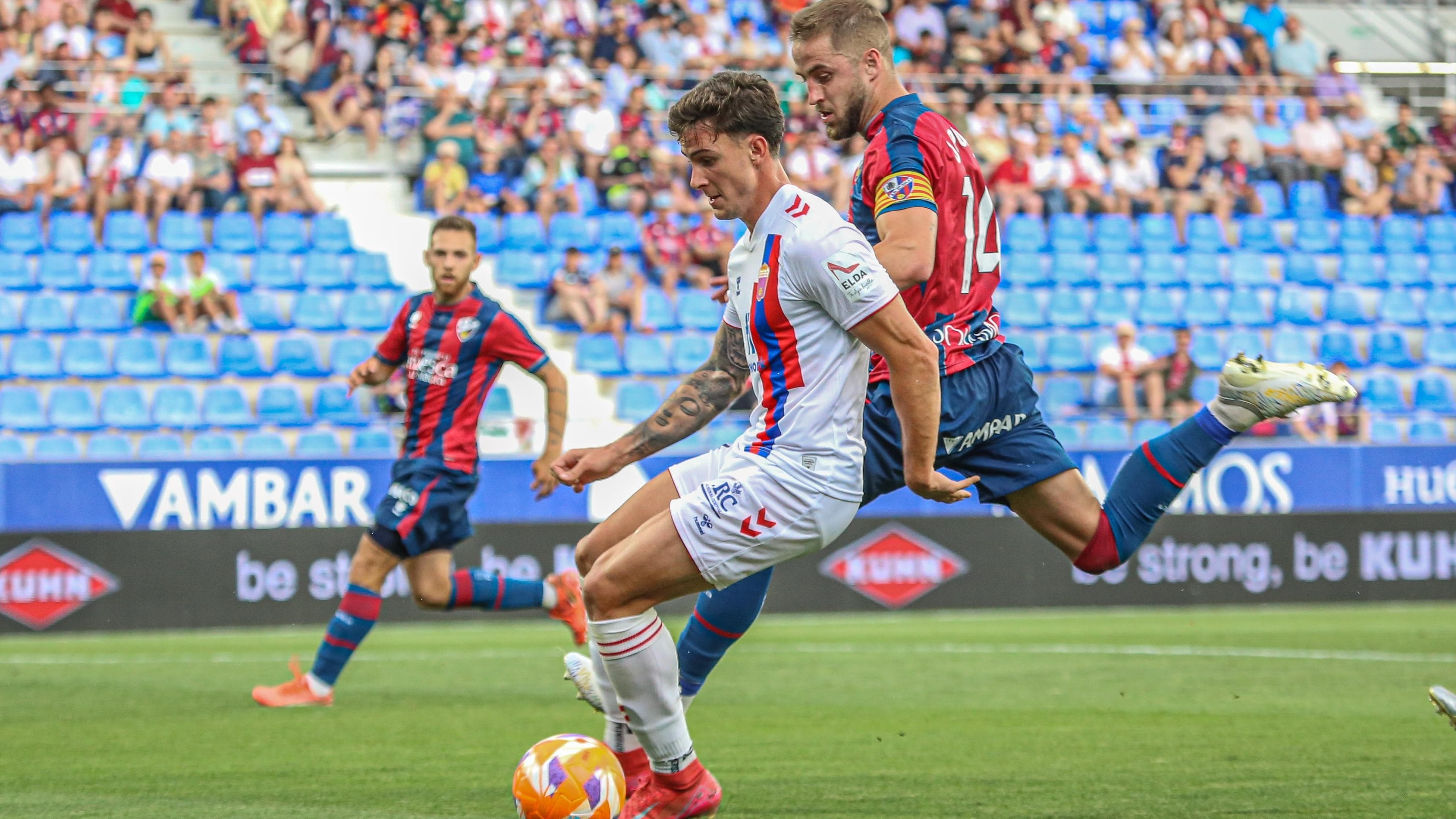 Despedida con derrota del Eldense en Huesca
