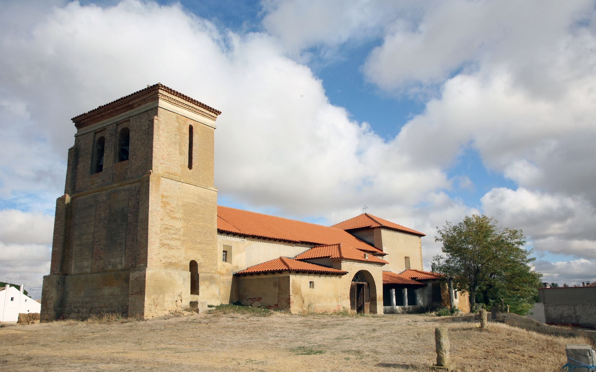 Iglesia de Villarmentero de Campos