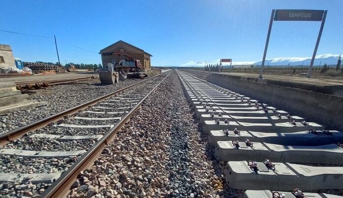 Linea Algeciras-Bobadilla a su paso por Campillos