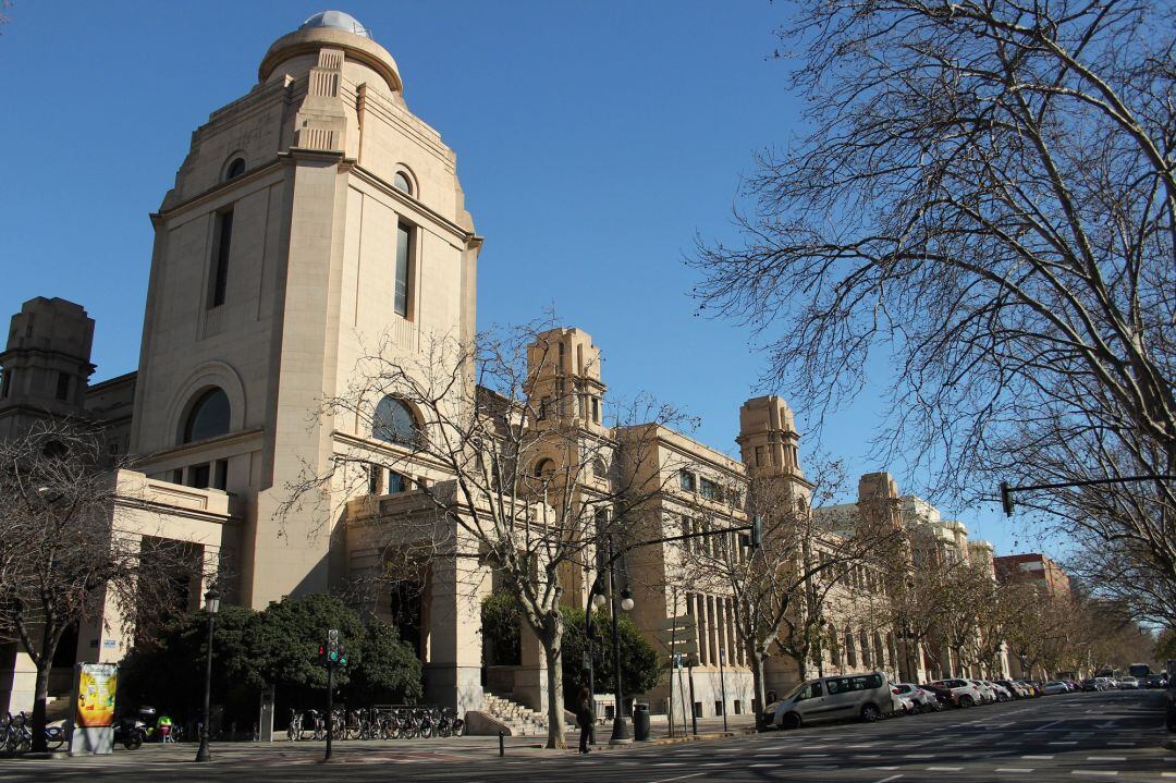 Edificio de Rectorado de la Universitat de València