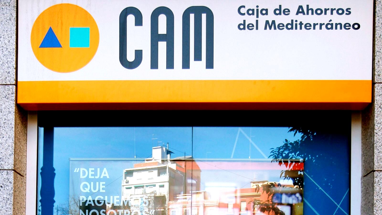 Oficina de la extinta Caja de Ahorros del Mediterráneo (CAM)