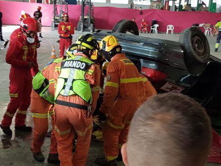 Los campeones del XIV encuentro nacional del rescate en accidentes de tránsito celebrado en Alcañiz