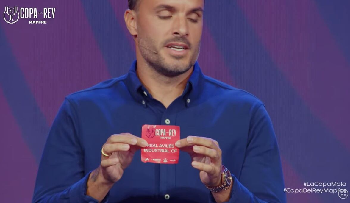 El jugador del R.Murcia, Pedro León, desvela el rival del R.Ávila